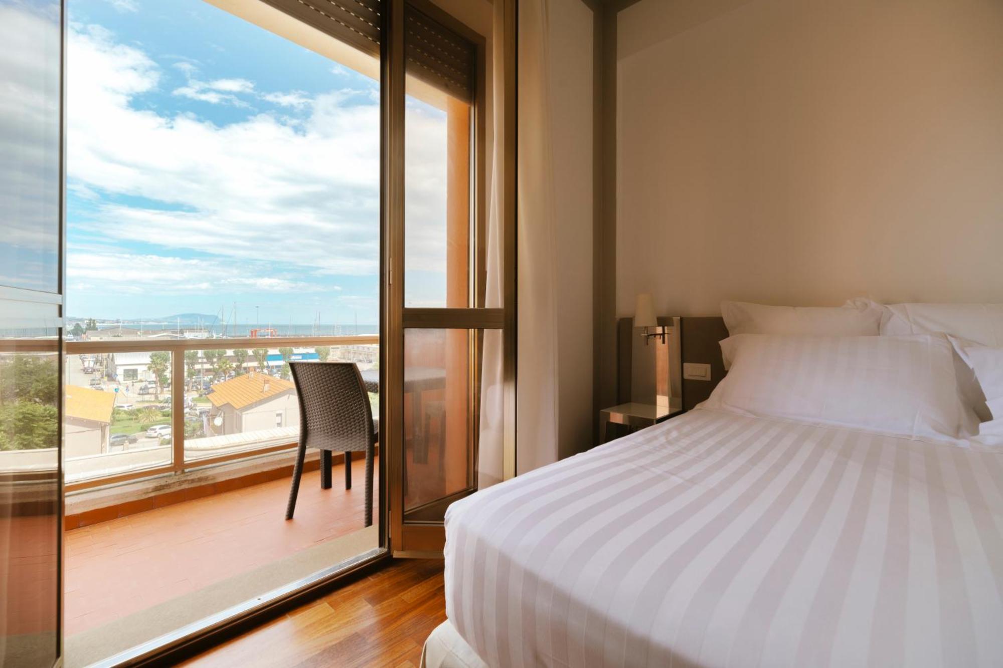 Hotel Miramare Civitanova Marche Bagian luar foto